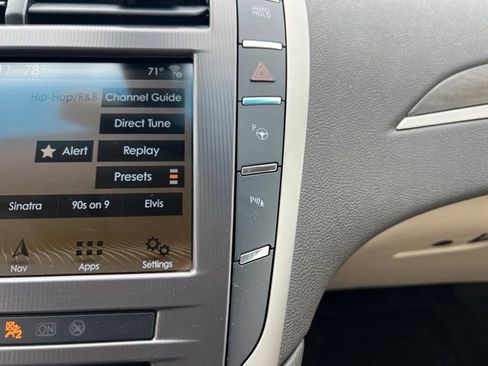 Used 2017 Lincoln MKZ Reserve w/ Technology Package FWD image 21