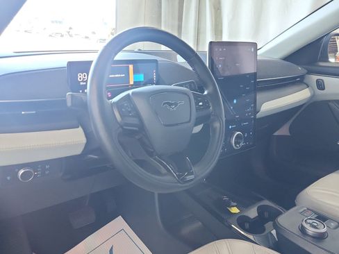 Used 2021 Ford Mustang Mach-E Premium image 15