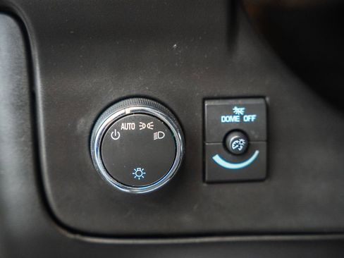 Used 2017 Chevrolet Express 3500 RWD image 34