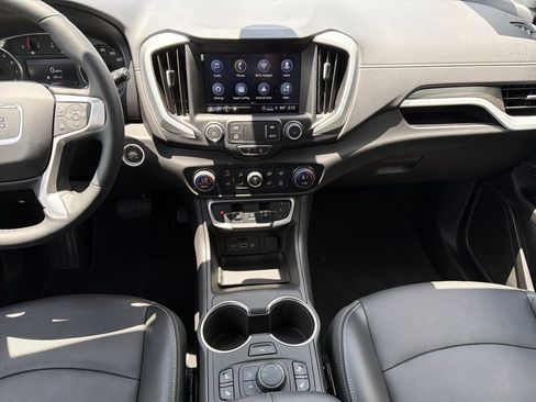 Used 2024 GMC Terrain SLT w/ Tech Package AWD/4WD image 17