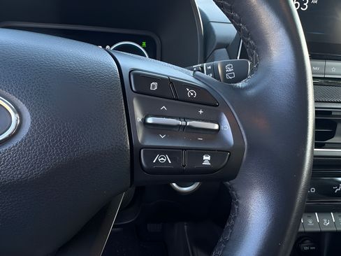 Certified 2023 Hyundai Kona Limited AWD/4WD image 26