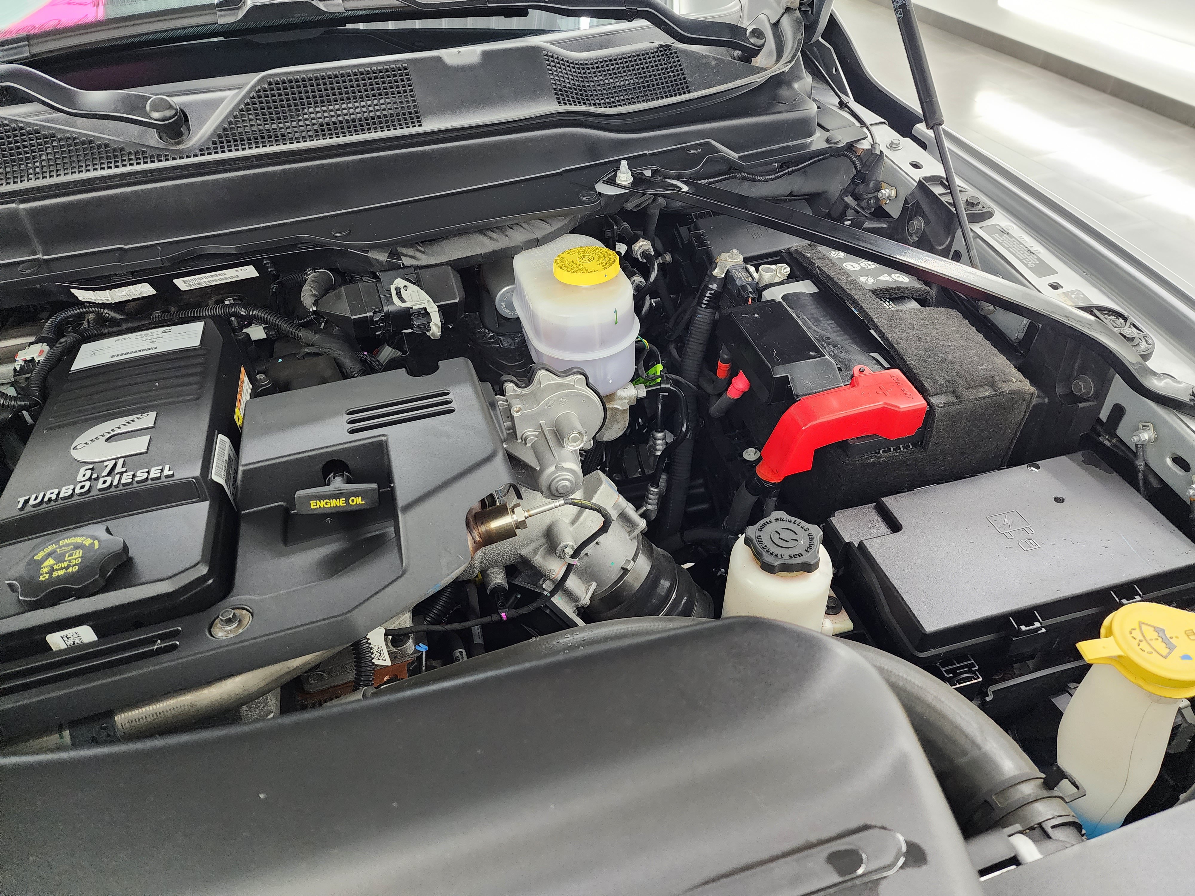 Used 2024 RAM 2500 Laramie w/ Night Edition AWD/4WD image 17