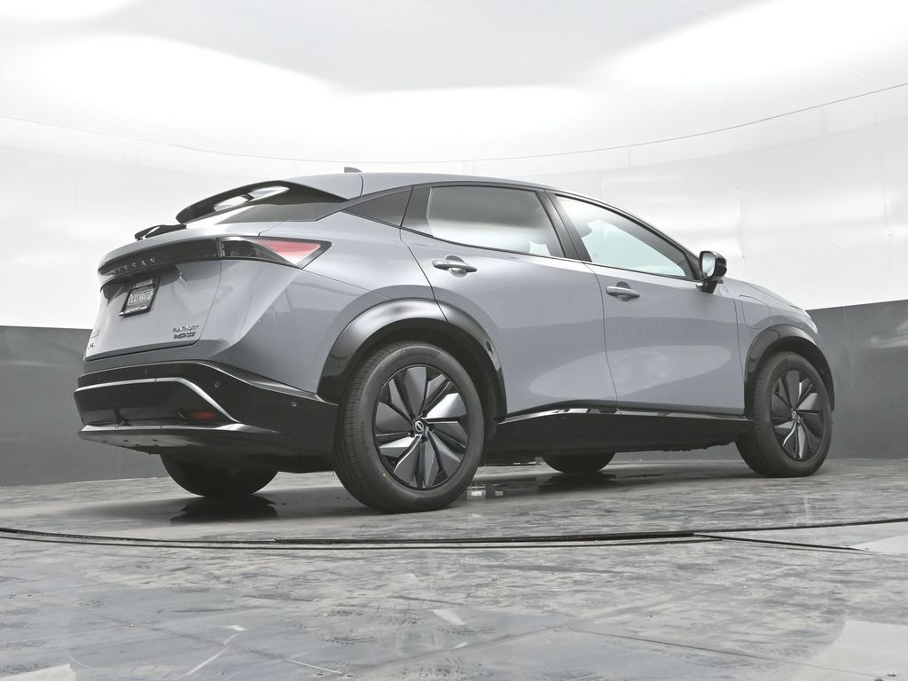 Used 2024 Nissan Ariya AWD image 33