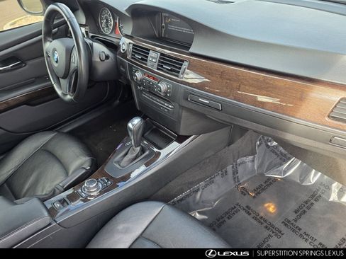 Used 2011 BMW 328i Convertible image 31