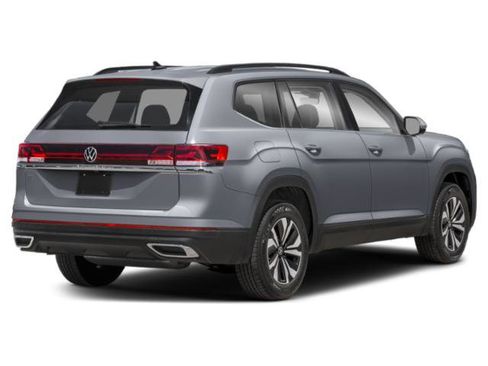 Used 2024 Volkswagen Atlas SE FWD image 2