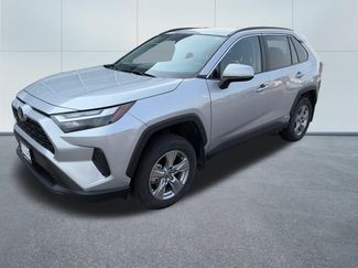 Used 2025 Toyota RAV4 XLE w/ Convenience Package AWD/4WD video 3