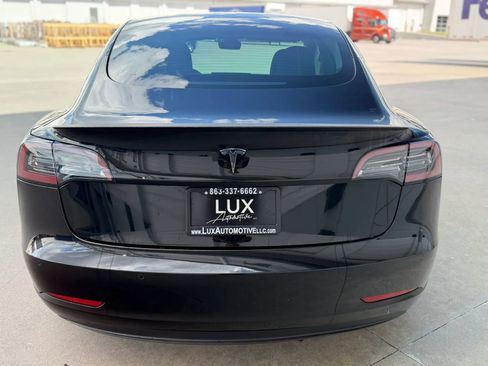 Used 2021 Tesla Model 3 Standard Range Plus RWD image 9