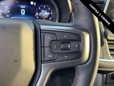 Used 2023 Chevrolet Suburban Premier w/ Premium Package image 9