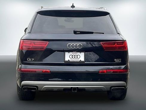 Used 2017 Audi Q7 3.0T Premium Plus w/ Premium Plus Package AWD/4WD image 4