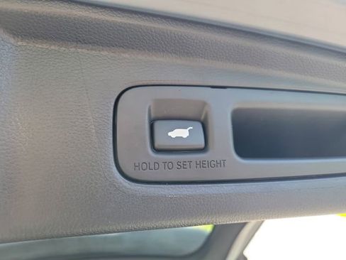 Used 2025 Honda CR-V Sport-L image 11
