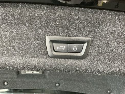 New 2026 BMW 330i Sedan w/ Premium Package image 31