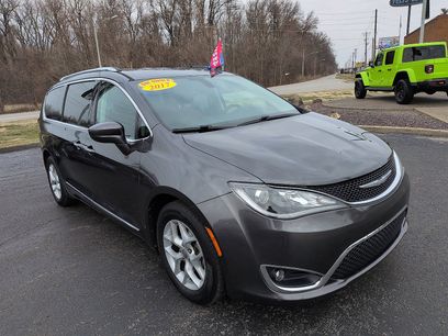 Used 2017 Chrysler Pacifica Touring-L Plus w/ Tire & Wheel Group