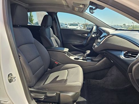 Used 2024 Chevrolet Malibu LT FWD image 14
