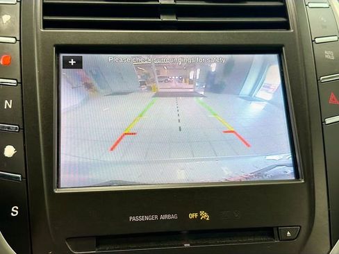 Used 2019 Lincoln MKC Premiere image 16