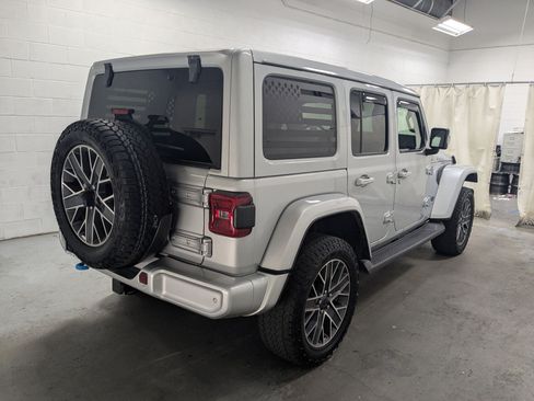 Used 2024 Jeep Wrangler High Altitude AWD/4WD image 7