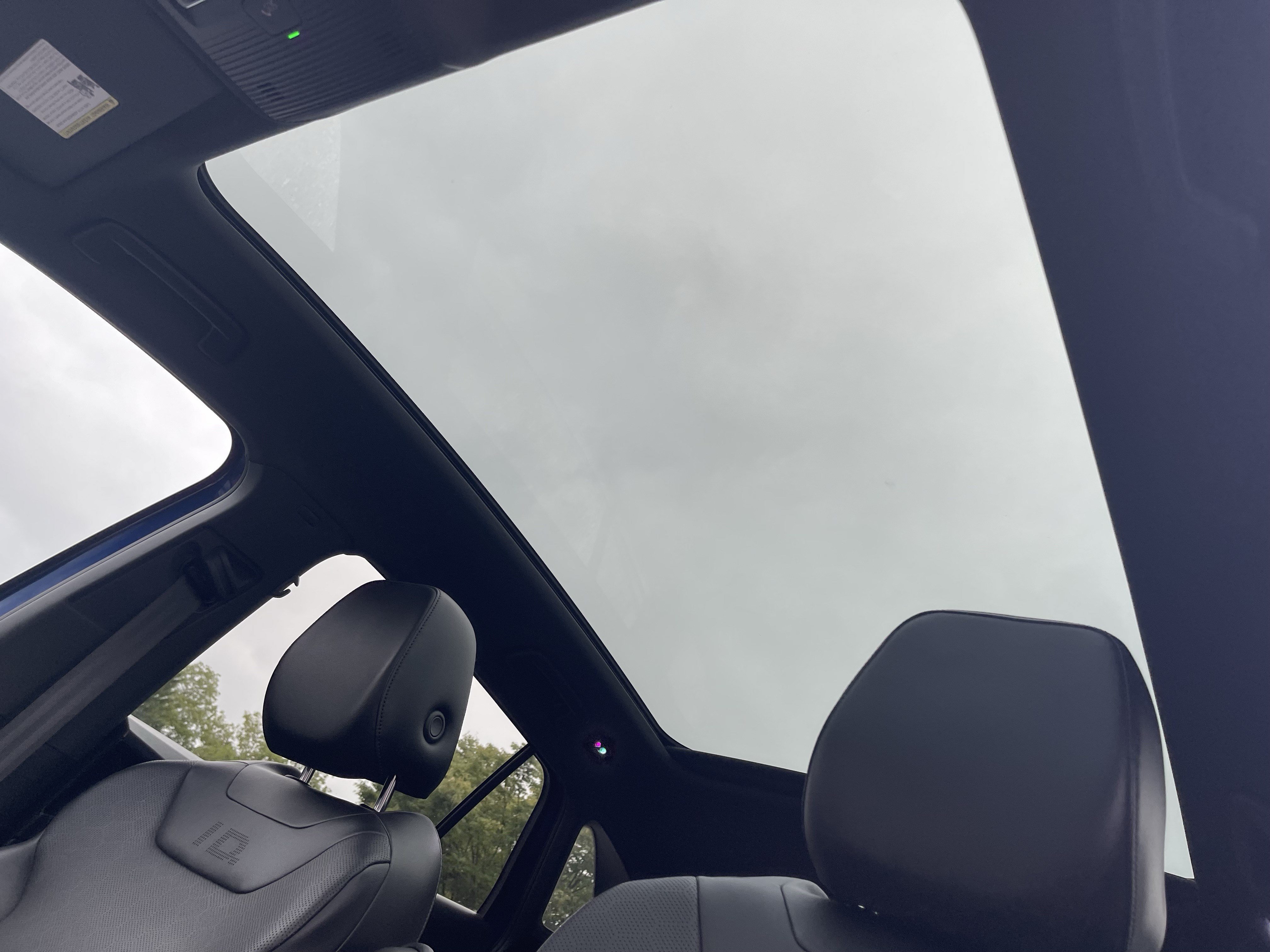Used 2022 Volkswagen ID.4 Pro S RWD image 9