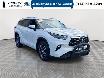 Used 2021 Toyota Highlander XLE