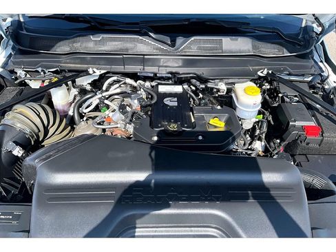 Used 2025 RAM 2500 Big Horn AWD/4WD image 31