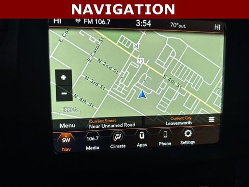 Used 2023 Jeep Renegade Latitude image 2