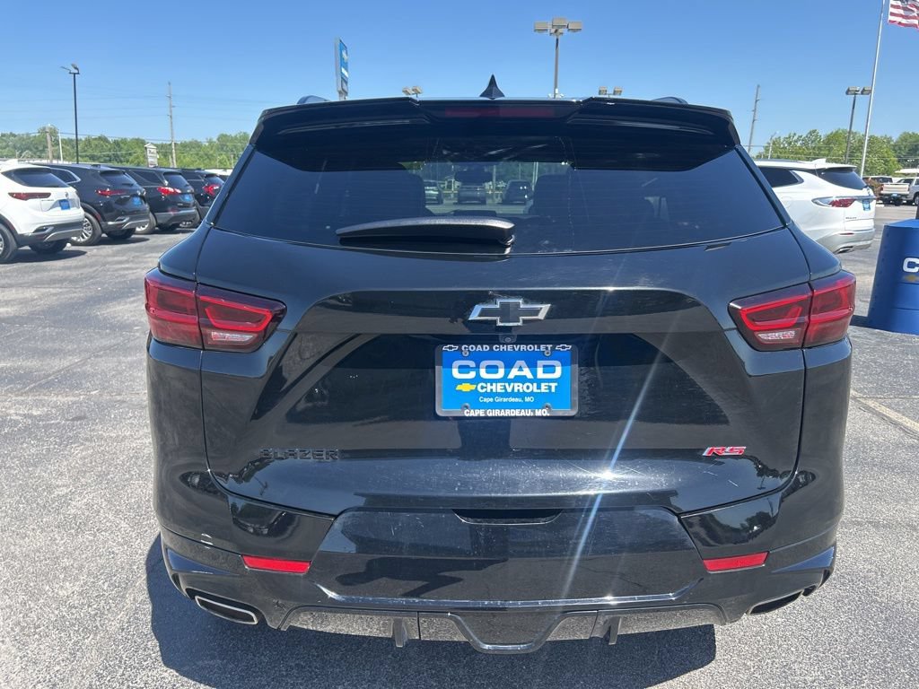 Used 2023 Chevrolet Blazer RS w/ LPO, Floor Liner Package FWD image 4