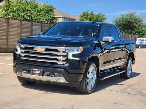 Used 2024 Chevrolet Silverado 1500 High Country w/ High Country Premium Package AWD/4WD image 12