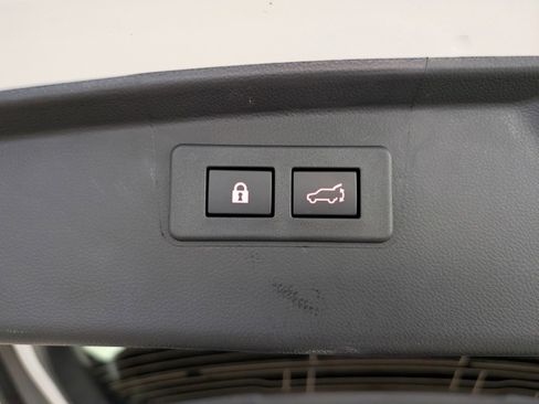 Used 2025 Subaru Outback Premium image 22