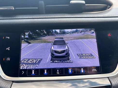 Used 2020 Cadillac XT5 Premium Luxury AWD/4WD image 23