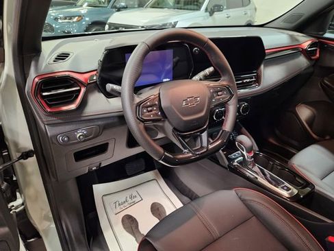 Certified 2024 Chevrolet TrailBlazer RS w/ Convenience Package image 12