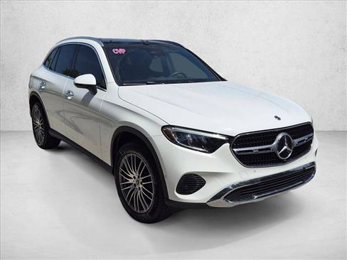 Certified 2026 Mercedes-Benz GLC 300 4MATIC image 3