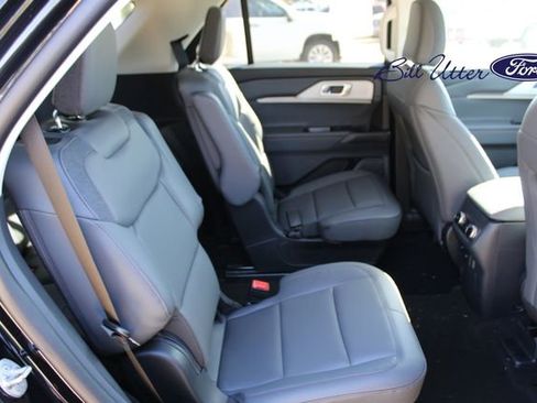 New 2026 Ford Explorer Active w/ Active Comfort Package image 9