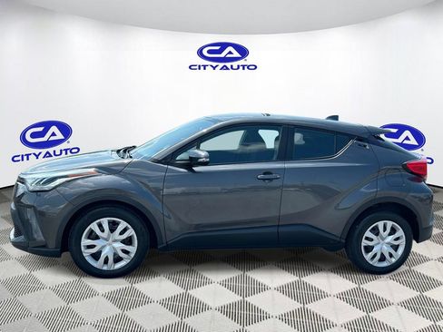 Used 2021 Toyota C-HR LE FWD image 7