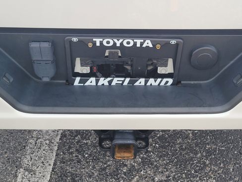 Used 2023 GMC Sierra 1500 Denali w/ Denali Reserve Package AWD/4WD image 11