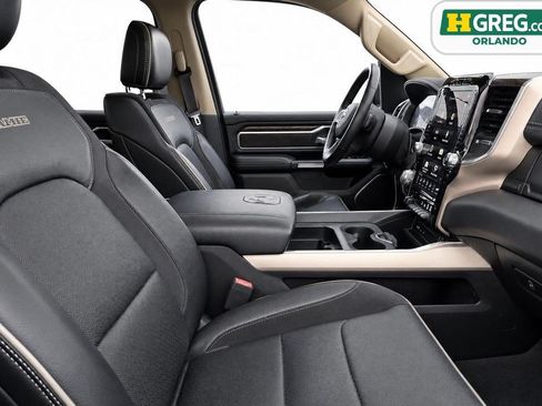 Used 2019 RAM 1500 Laramie AWD/4WD image 15