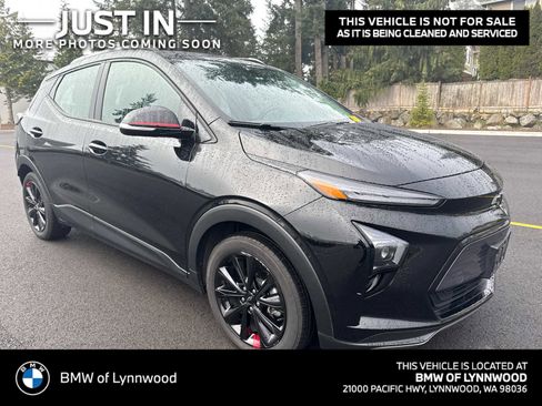 Used 2023 Chevrolet Bolt EUV LT w/ Redline Edition image 1