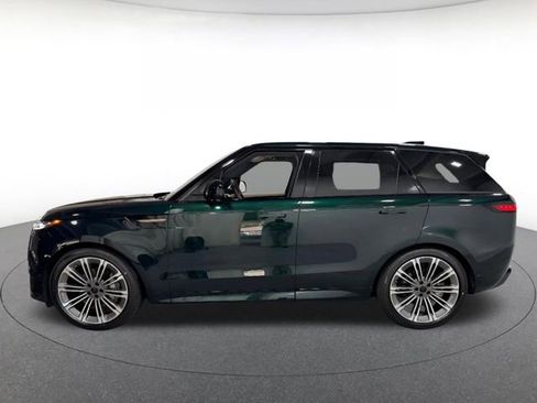 New 2026 Land Rover Range Rover Sport Dynamic SE AWD/4WD image 2