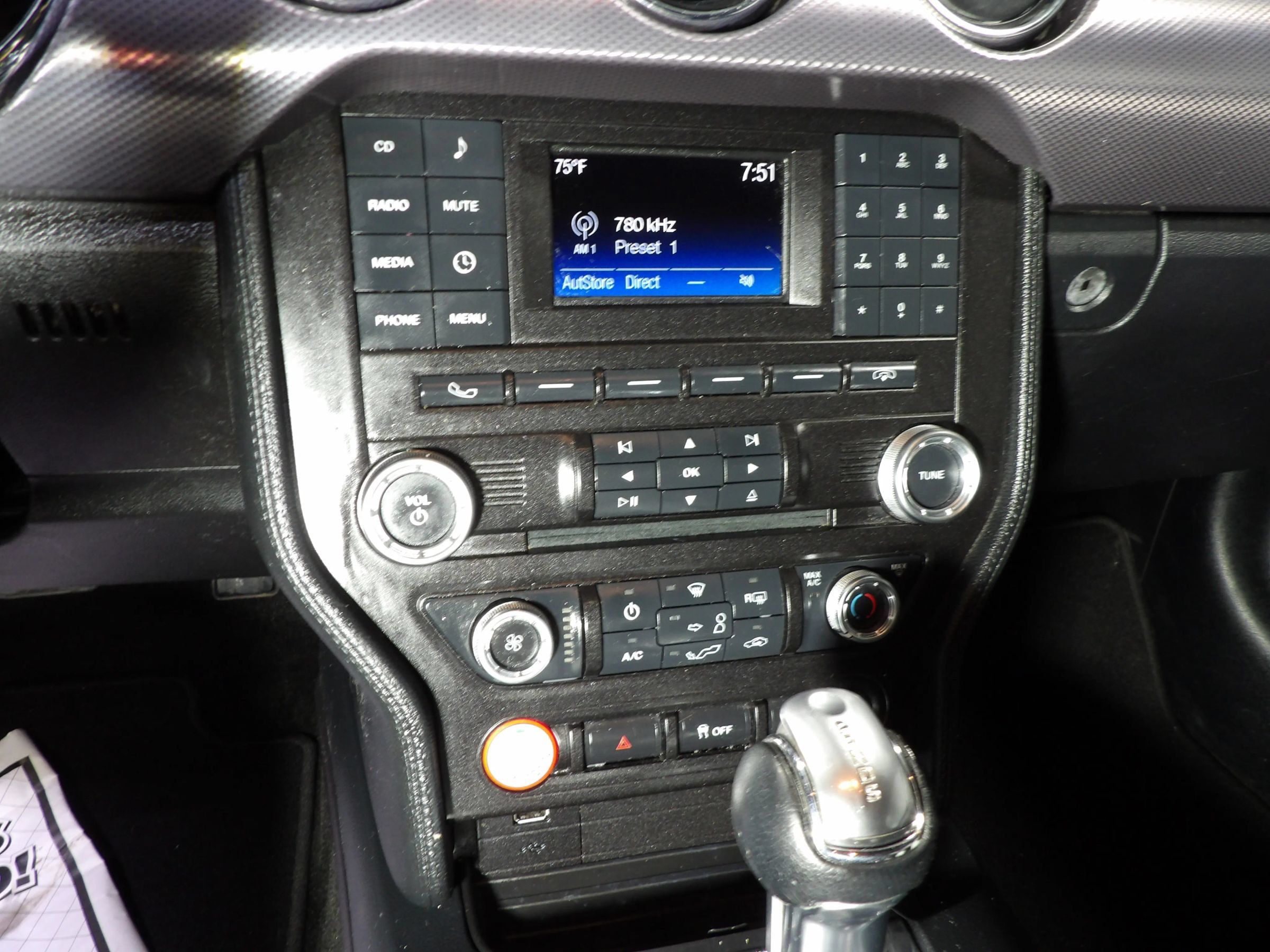Used 2015 Ford Mustang Coupe RWD image 10