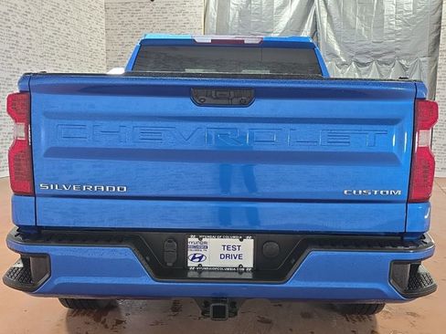 Used 2022 Chevrolet Silverado 1500 Custom image 6