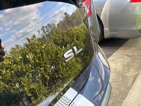 Certified 2025 Nissan Rogue SL image 10