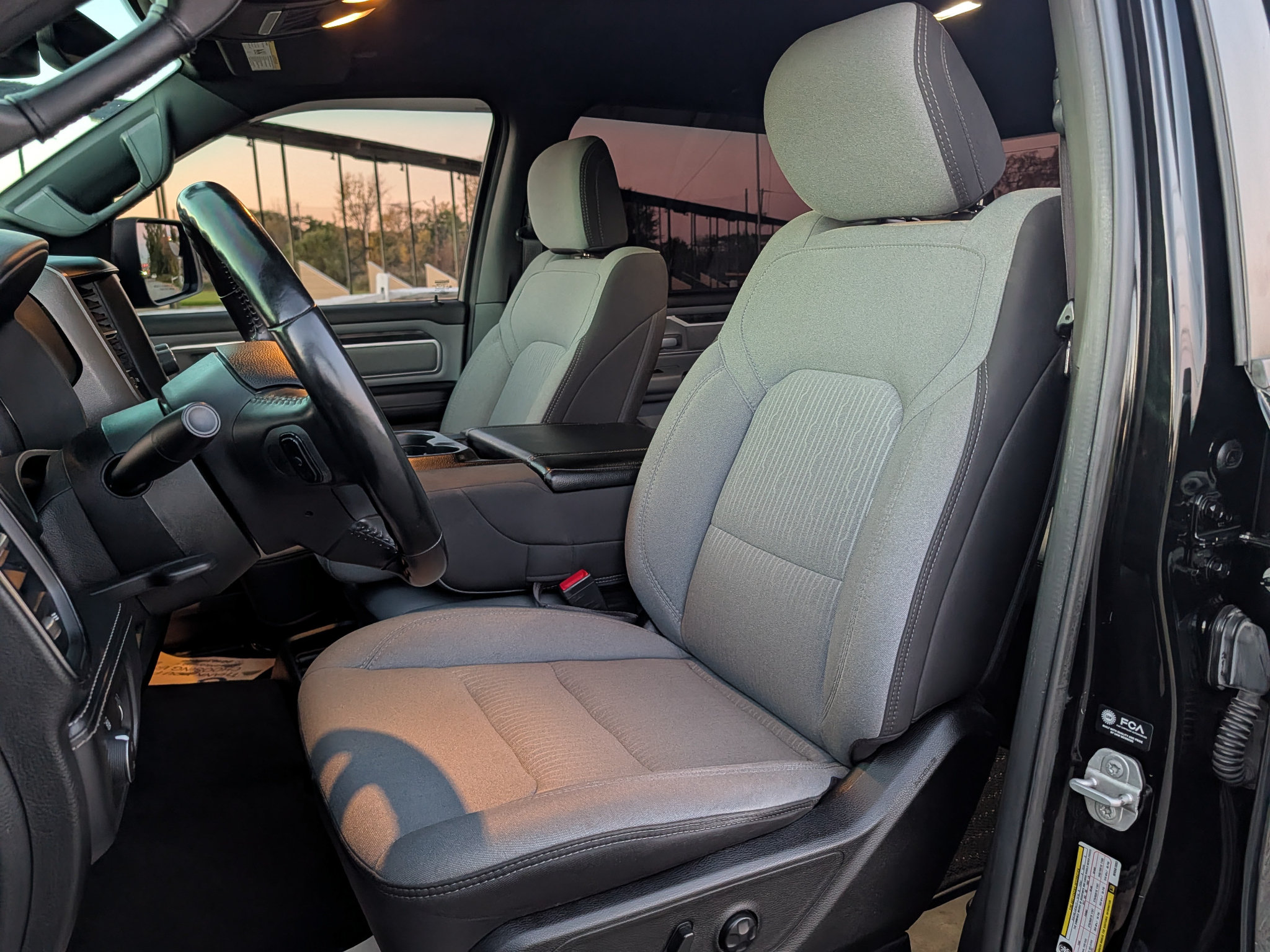 Used 2021 RAM 1500 Big Horn AWD/4WD image 14