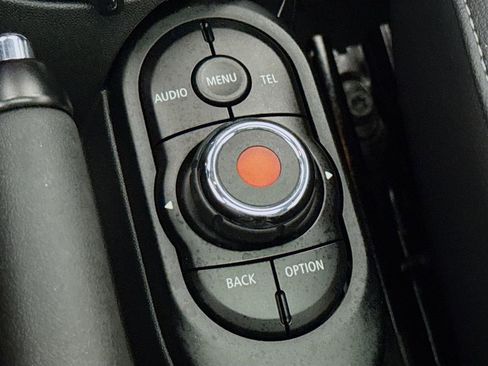 Used 2015 MINI Cooper S FWD image 23