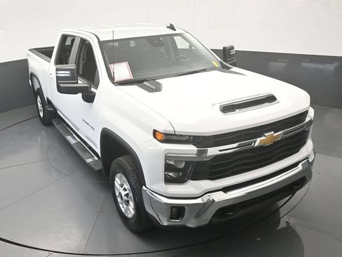 Used 2025 Chevrolet Silverado 2500 LT w/ Convenience Package AWD/4WD image 60