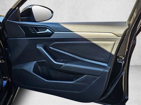 Used 2021 Volkswagen Jetta S w/ Driver Assistance Package image 23