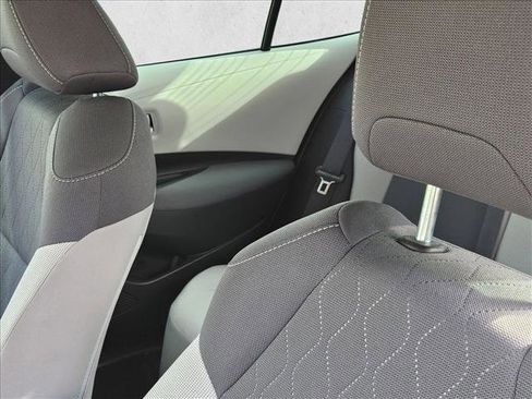Used 2022 Toyota Corolla LE FWD image 14