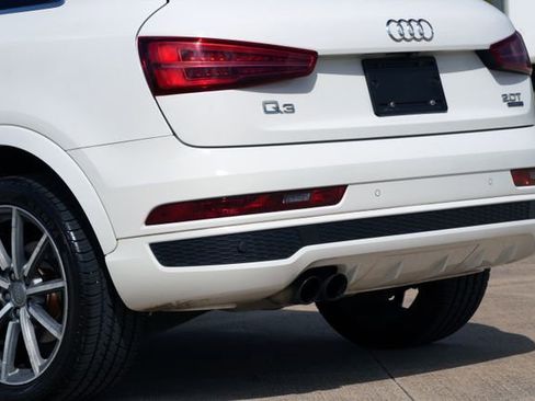 Used 2018 Audi Q3 2.0T Premium Plus w/ Premium Plus Package AWD/4WD image 20