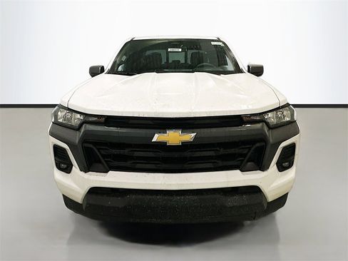 New 2024 Chevrolet Colorado LT w/ LT Convenience Package II image 4