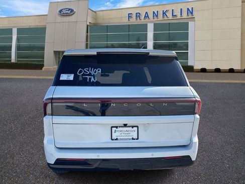 New 2026 Lincoln Navigator Black Label image 6