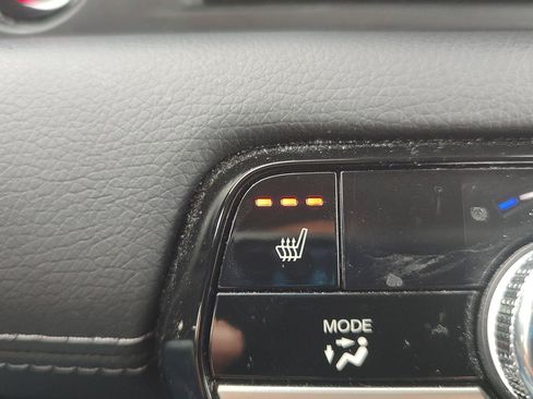 Used 2024 Honda Pilot Touring image 14
