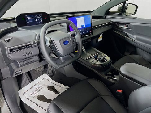 New 2026 Subaru Solterra Premium image 10