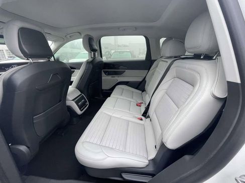 New 2026 Lincoln Nautilus Reserve w/ Jet Appearance Package image 7