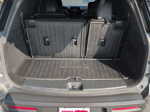 Used 2023 Nissan Pathfinder Rock Creek AWD/4WD image 20